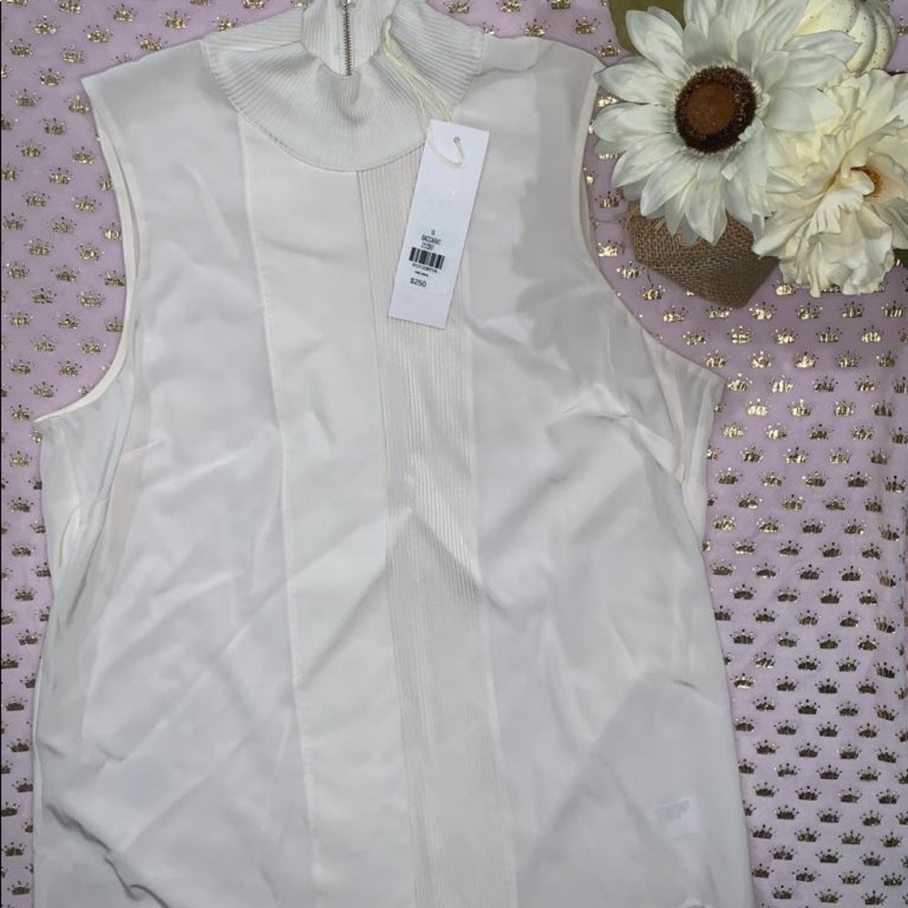 Women  💯 % silk top